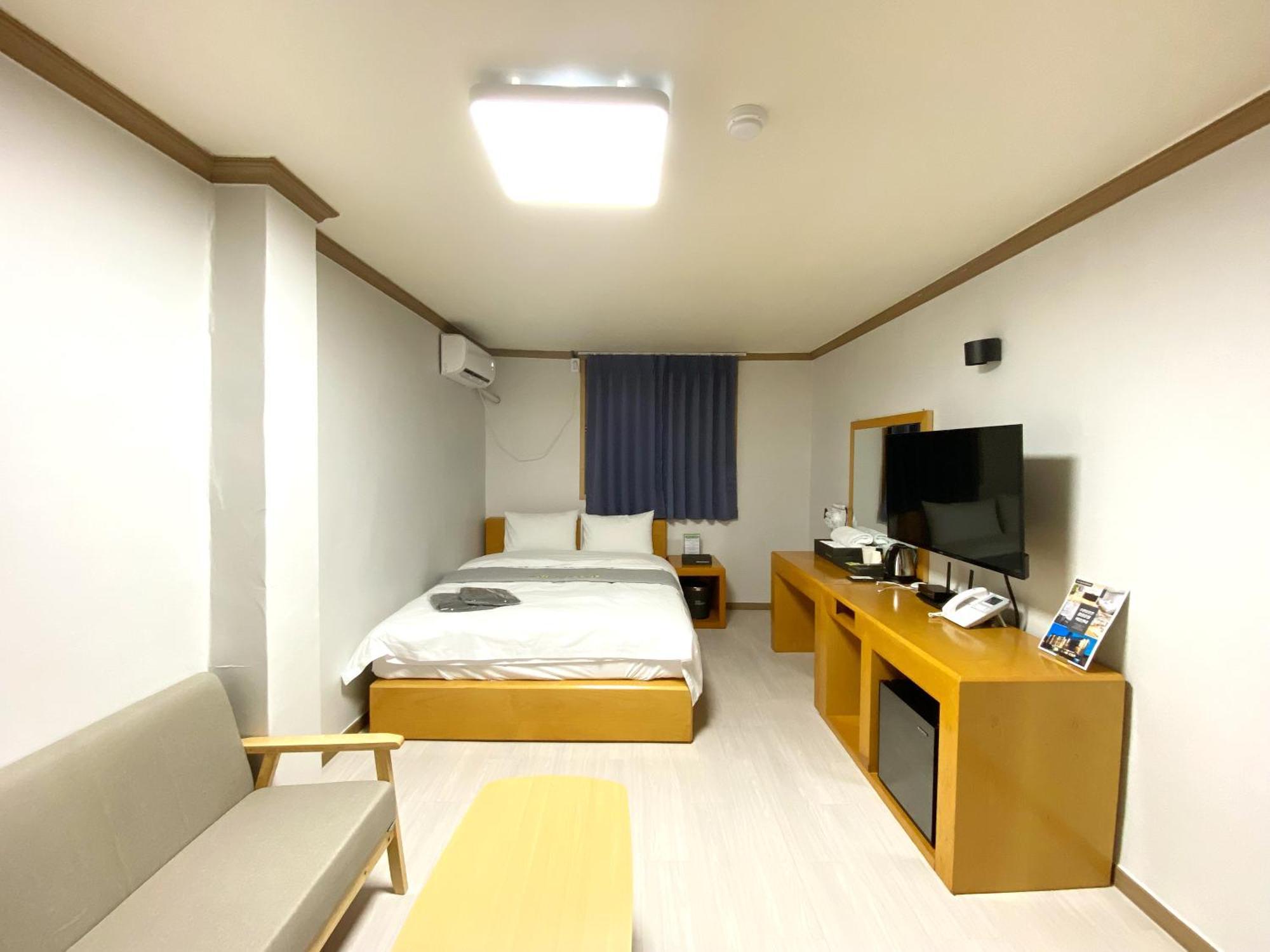 Suanbo Hot Spring Healing Hotel Chungju Eksteriør bilde